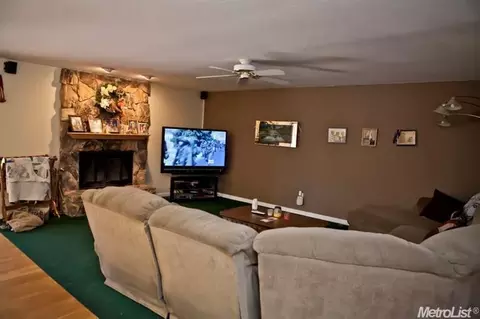 960 Independence Dr, Tracy, CA 95376 photo 9
