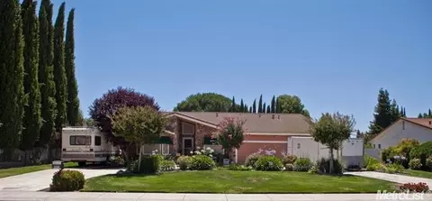 960 Independence Dr, Tracy, CA 95376 photo 1