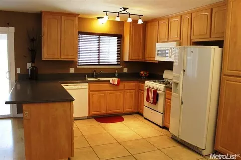 912 Valley Wind Way, Modesto, CA 95351 photo 7