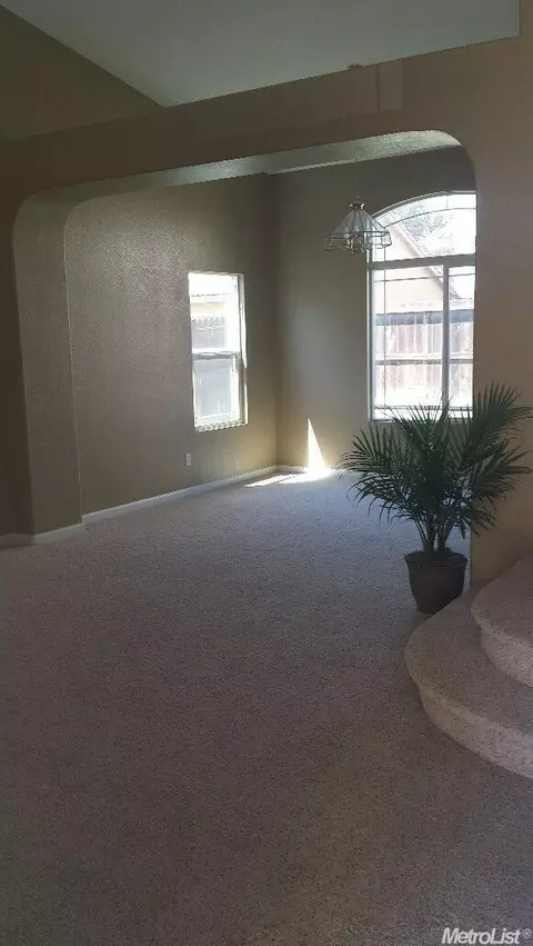 3905 Belleza Dr, Ceres, CA 95307 photo 3