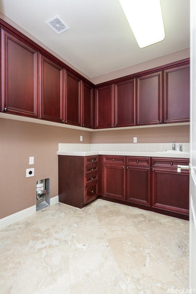 2017 Caversham Way, Folsom, CA 95630 photo 12