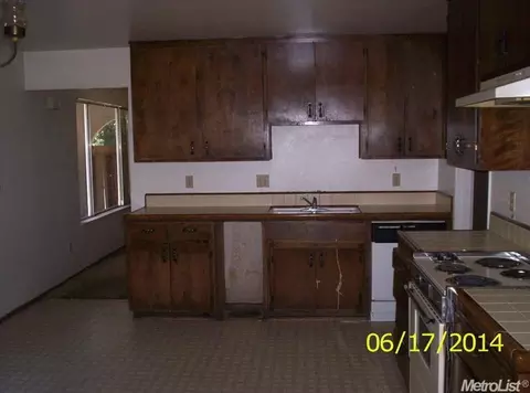 2000 Marlow St, Modesto, CA 95351 photo 3