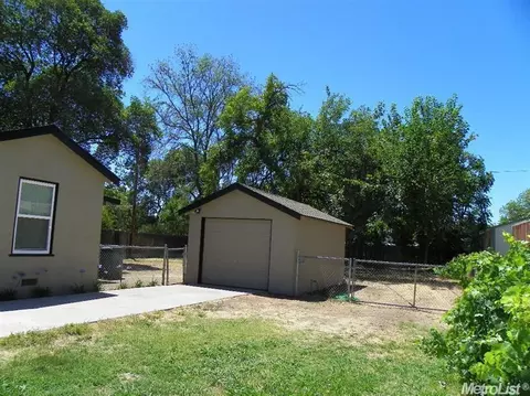 118 Walden St, Modesto, CA 95354 photo 2