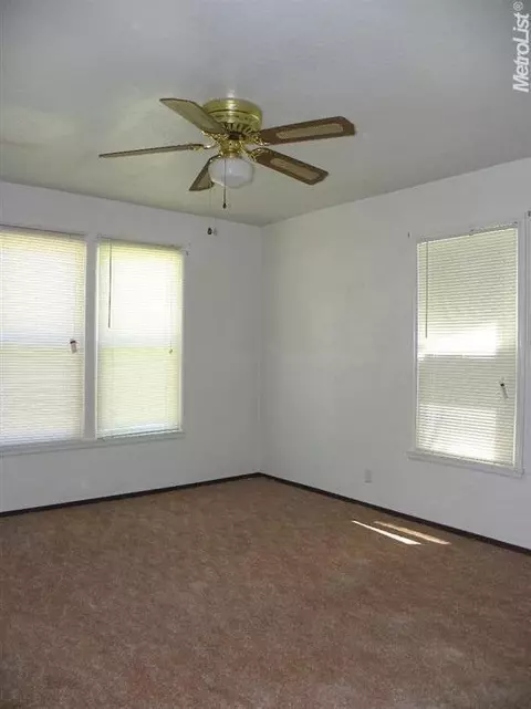 118 Walden St, Modesto, CA 95354 photo 9