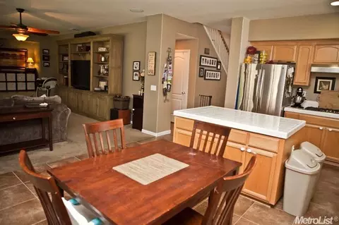 1633 Topiary Dr, Manteca, CA 95337 photo 8