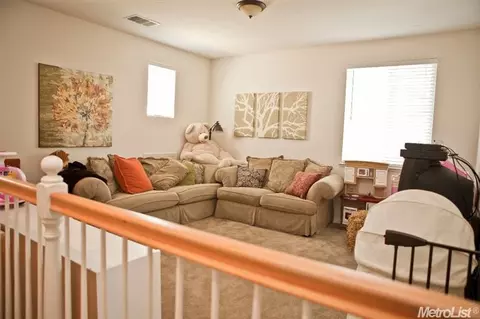 1633 Topiary Dr, Manteca, CA 95337 photo 9