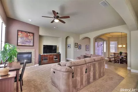 659 Lefevre Dr, Folsom, CA 95630 photo 9