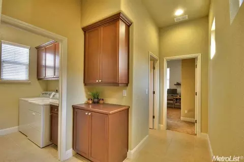 659 Lefevre Dr, Folsom, CA 95630 photo 15