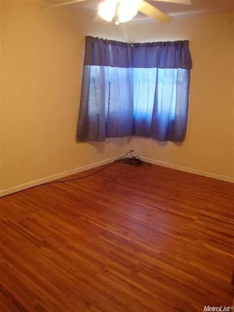 1616 Dixie Ln, Modesto, CA 95350 photo 7
