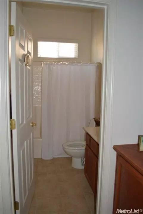 1024 Summer Ln, Patterson, CA 95363 photo 8