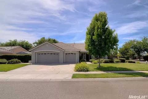 4432 Mcroberts Dr, Mather, CA 95655 photo 1
