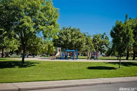 2332 Manor Oak Dr, Modesto, CA 95355 photo 21