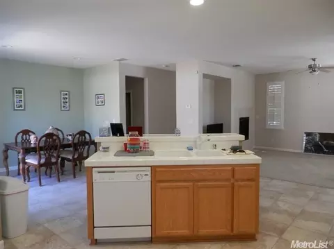 9448 Vintner Cir, Patterson, CA 95363 photo 4