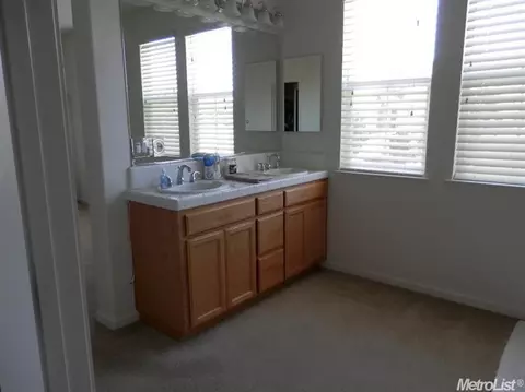 9448 Vintner Cir, Patterson, CA 95363 photo 12