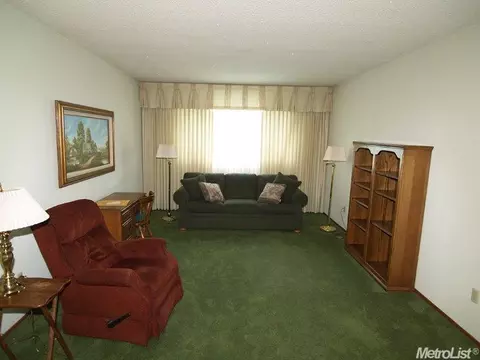 1828 Glaston Ave, Modesto, CA 95350 photo 3