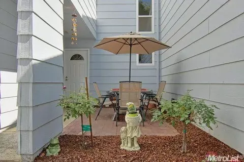 2050 Renoir Ave, Davis, CA 95618 photo 2