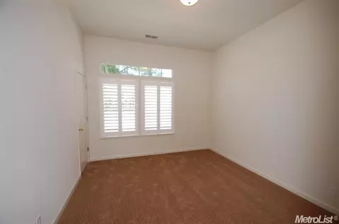1305 Harbour Town Ln, Modesto, CA 95357 photo 17