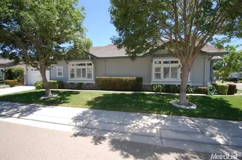1305 Harbour Town Ln, Modesto, CA 95357 photo 3
