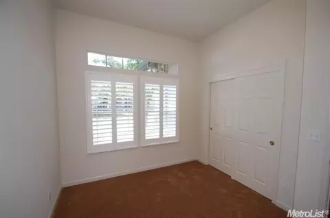 1305 Harbour Town Ln, Modesto, CA 95357 photo 18