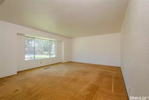 1805 Saint Ann Ct, Carmichael, CA 95608 photo 2