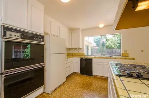 1805 Saint Ann Ct, Carmichael, CA 95608 photo 5