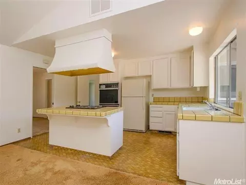 1805 Saint Ann Ct, Carmichael, CA 95608 photo 6