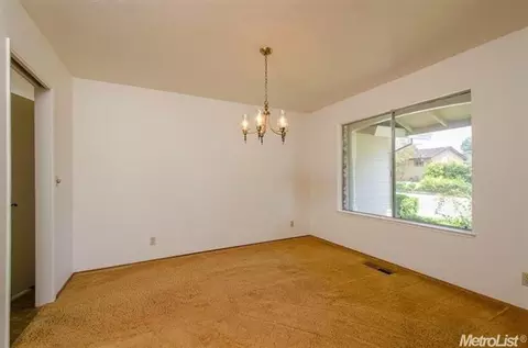 1805 Saint Ann Ct, Carmichael, CA 95608 photo 3
