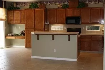 1183 Montgomery Ln, Tracy, CA 95377 photo 3