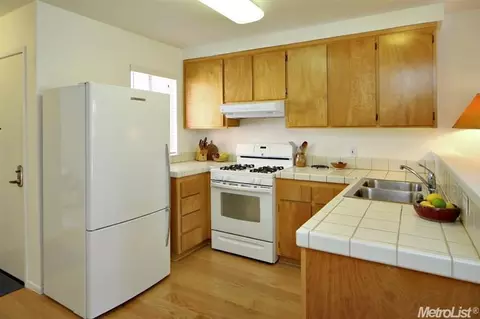 1707 Olympic Dr #13, Davis, CA 95616 photo 7