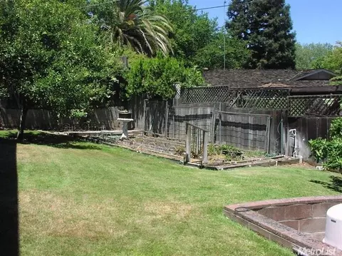 7327 Nob Hill Dr, Carmichael, CA 95608 photo 7