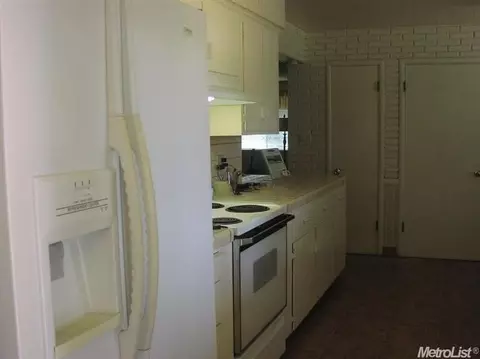 7327 Nob Hill Dr, Carmichael, CA 95608 photo 9