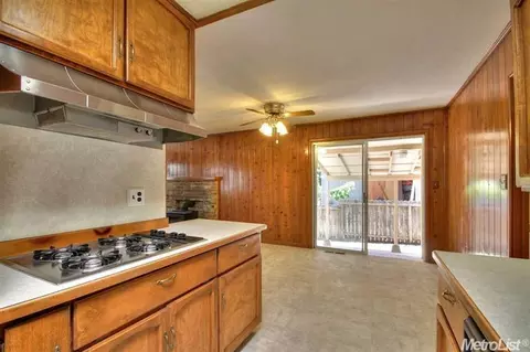 4220 Kenyon Ct, Carmichael, CA 95608 photo 9