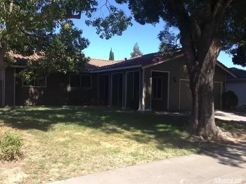 1533 Swarthmore Dr, Modesto, CA 95358 photo 1