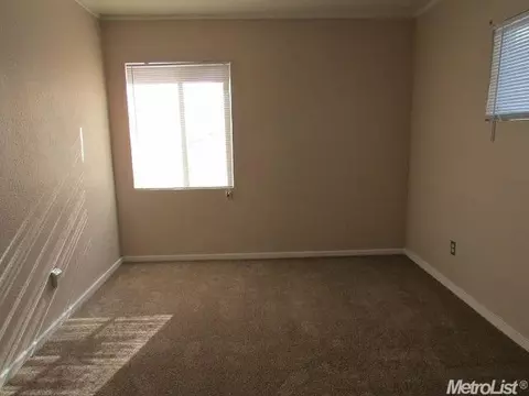 2320 Dora St, Modesto, CA 95354 photo 19
