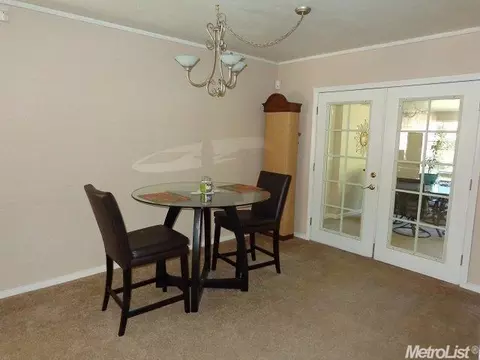2320 Dora St, Modesto, CA 95354 photo 3