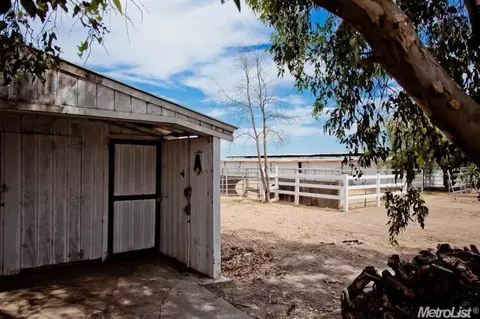 6118 Parker Rd, Modesto, CA 95357 photo 9