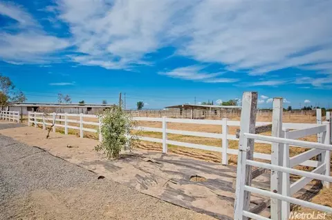 6118 Parker Rd, Modesto, CA 95357 photo 18