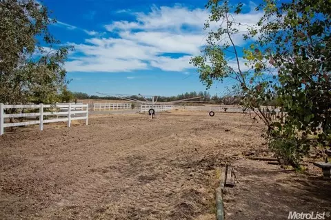 6118 Parker Rd, Modesto, CA 95357 photo 12