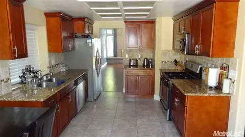 8234 Pinefield Dr, Antelope, CA 95843 photo 8