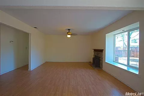 6221 Madison Ave, Carmichael, CA 95608 photo 6
