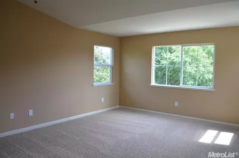 172 Warren Ave, Lathrop, CA 95330 photo 6