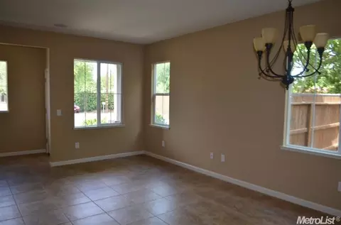 172 Warren Ave, Lathrop, CA 95330 photo 19