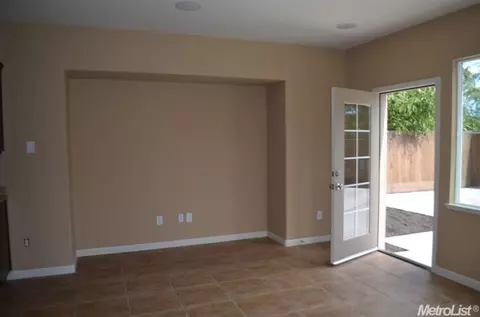 172 Warren Ave, Lathrop, CA 95330 photo 20
