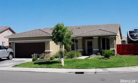385 Catmint St, Manteca, CA 95337 photo 1