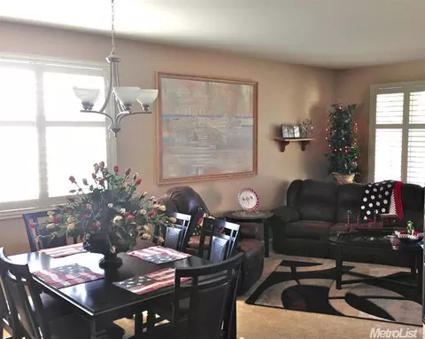 385 Catmint St, Manteca, CA 95337 photo 7