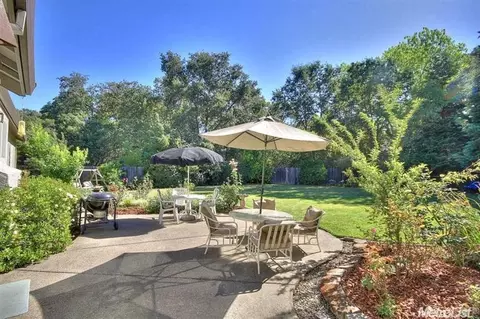 5732 Delbrook Ln, Carmichael, CA 95608 photo 16