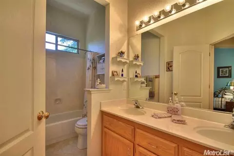 5732 Delbrook Ln, Carmichael, CA 95608 photo 15