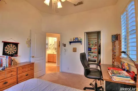 5732 Delbrook Ln, Carmichael, CA 95608 photo 14