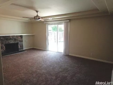 1310 Schulenberg Ave, Modesto, CA 95350 photo 2