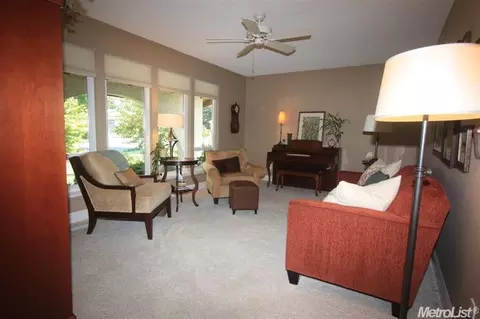 1432 Warfield, Modesto, CA 95350 photo 4